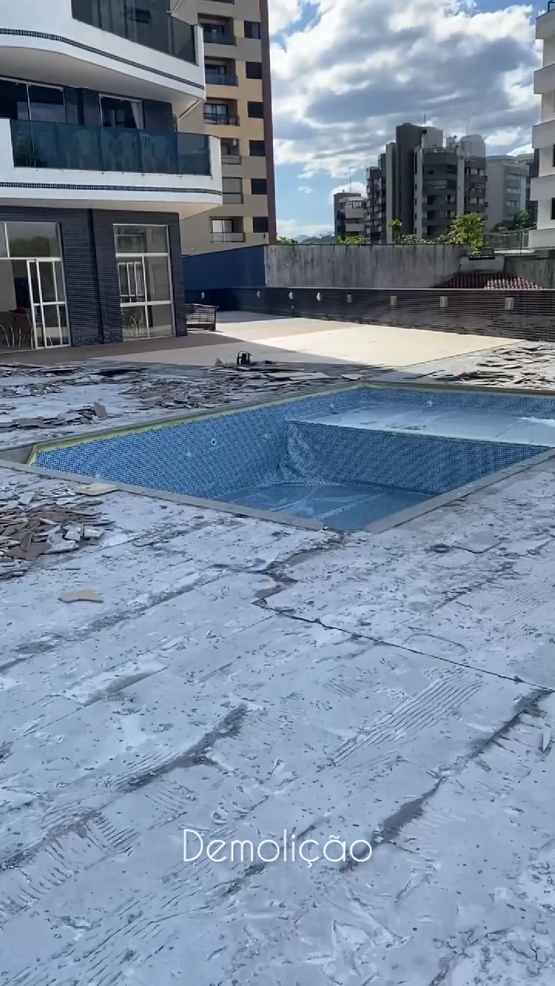 Piscina Elevada e SPA — Edifício Sunshine — foto 1